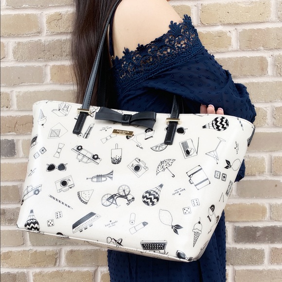 ‼️SALE‼️ 👜💕Kate Spade Tote - Picture 4 of 7